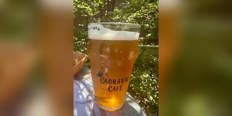 Le Carnaval Café, bar