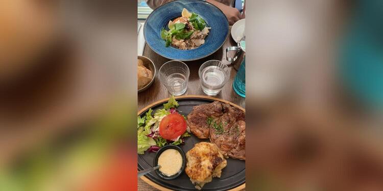 Café Maraîcher, bar