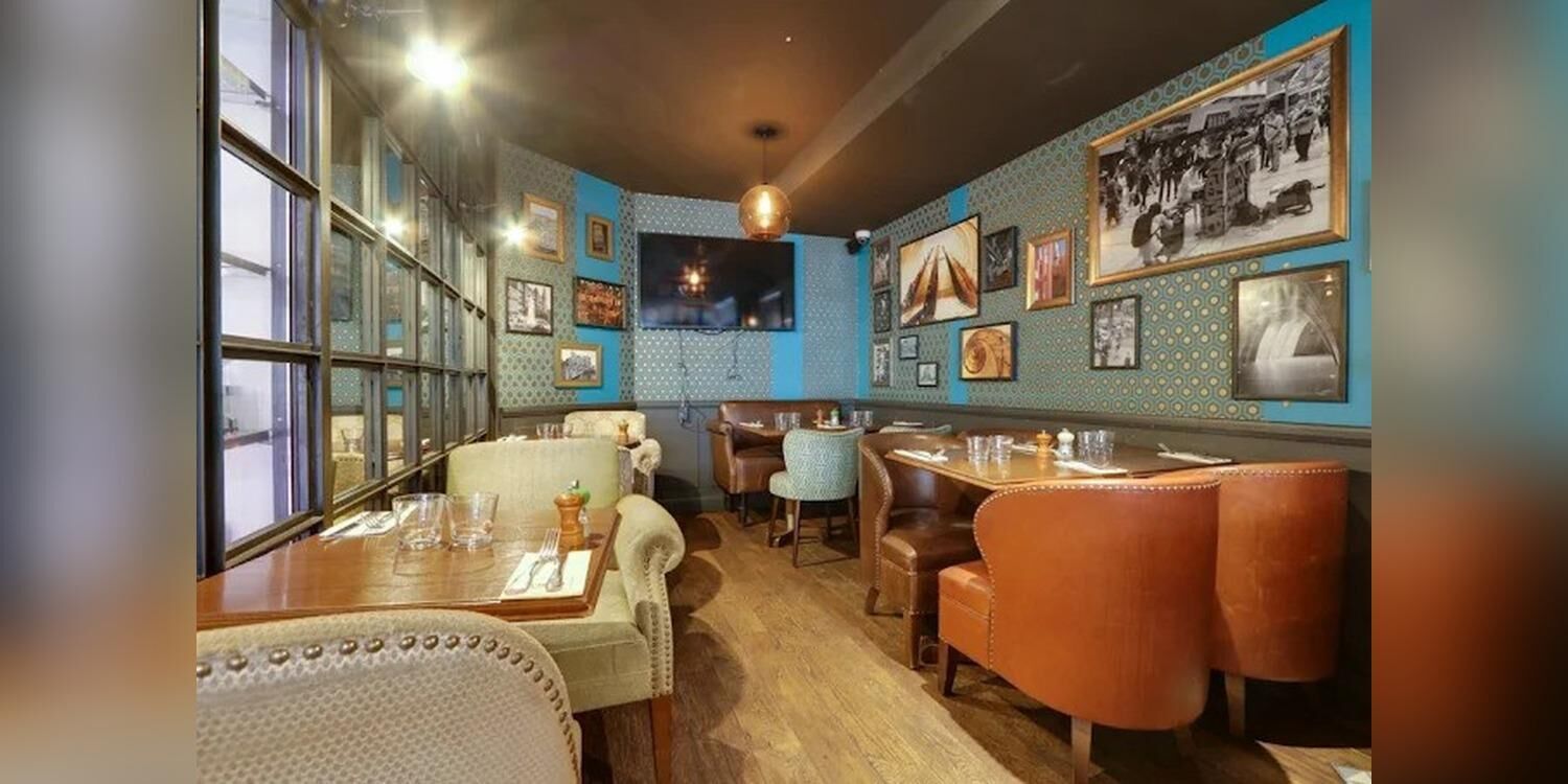 Ernest Brasserie, bar