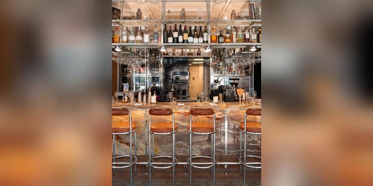 Abstinence, restaurant