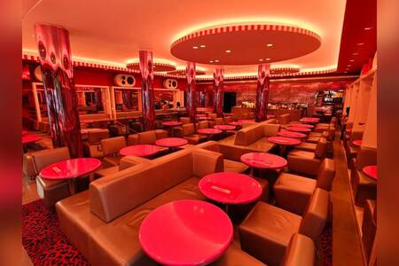 Unisex, Bar Paris Saint-Philippe-du-Roule #0