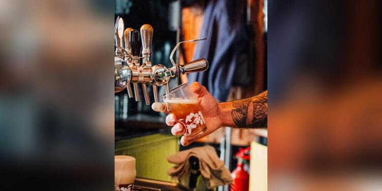 CAFÉ CHARLOTTE, bar