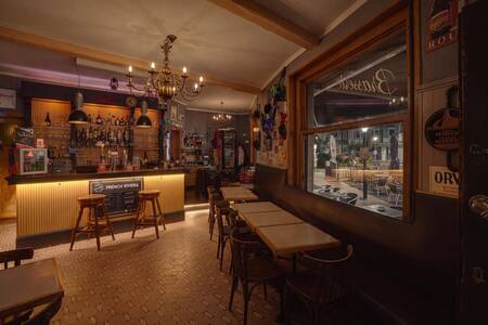 French Riviera, Bar Etterbeek Pervyse / Tervaete #0