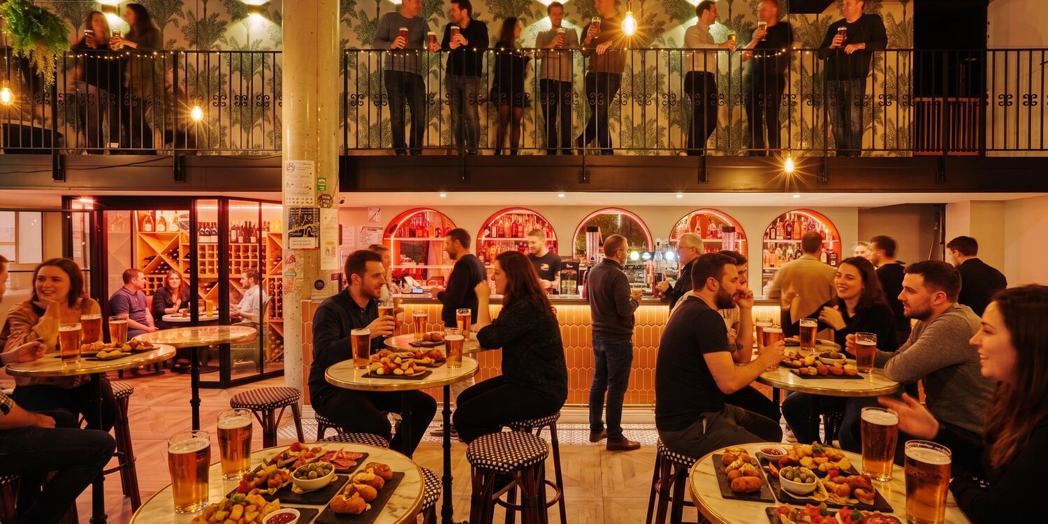 Les Munitionnettes, bar