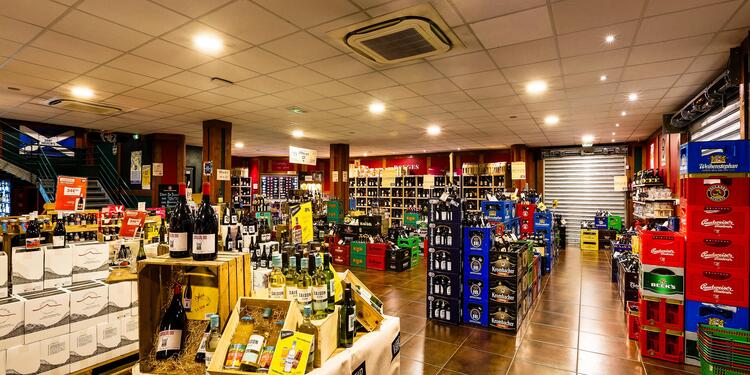 V and B Toulouse Purpan, bar