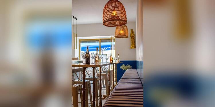 La Bonne mer, bar
