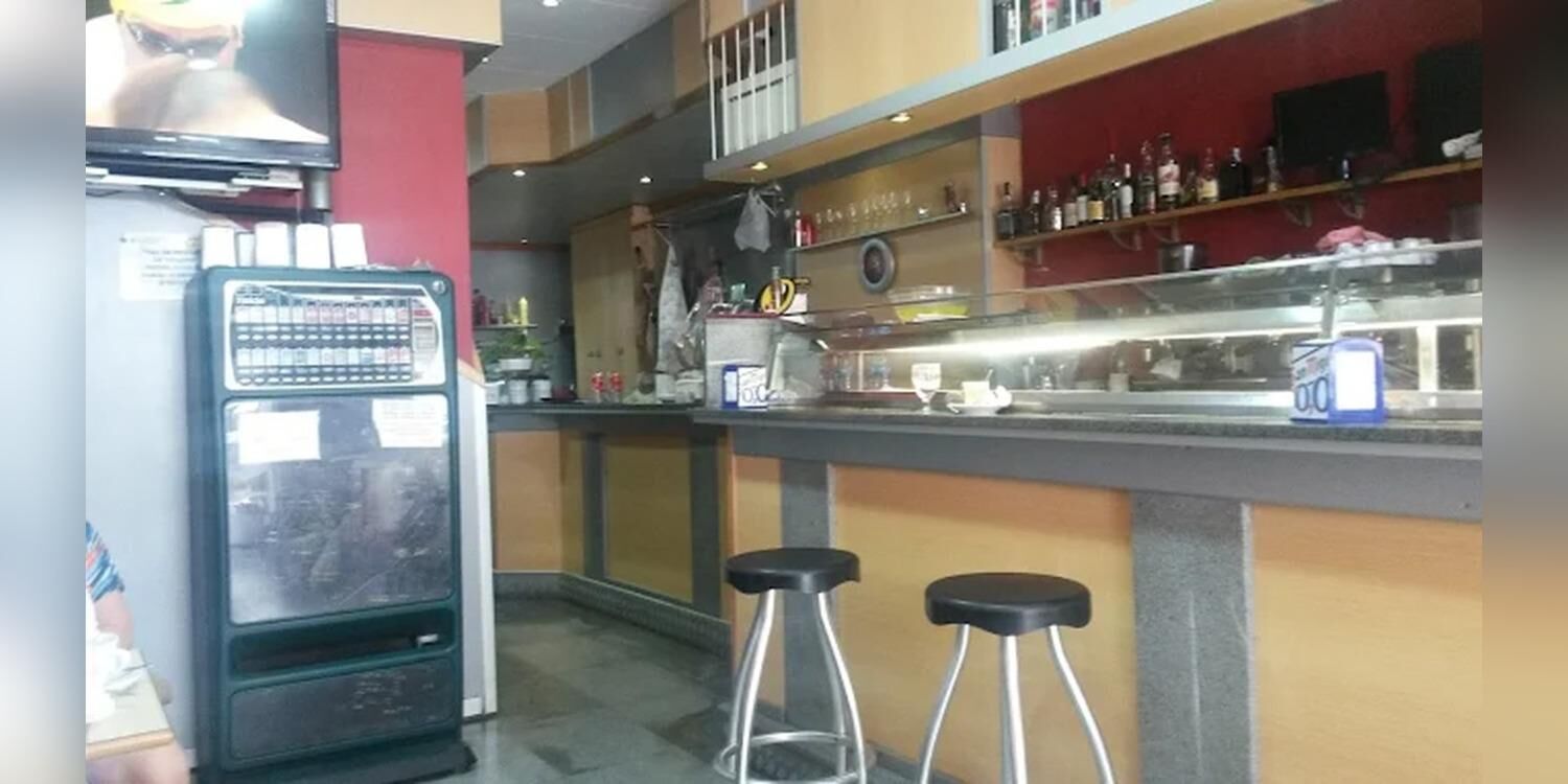 Vendrell, bar