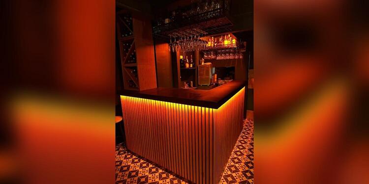 Levantia | cave à vin & bar à manger, restaurant