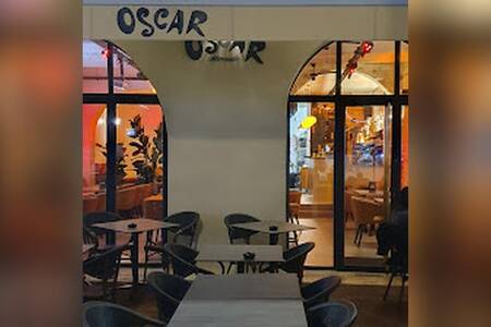 Oscar, Bar Marseille Vieux-Port #0