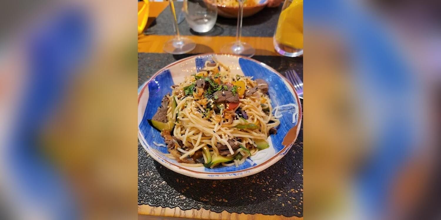 Madness fusion food, bar