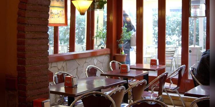 El Raïm, bar
