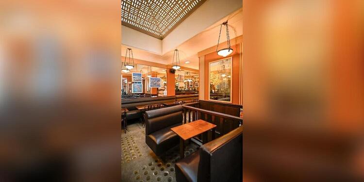 Le Select (Paris), bar