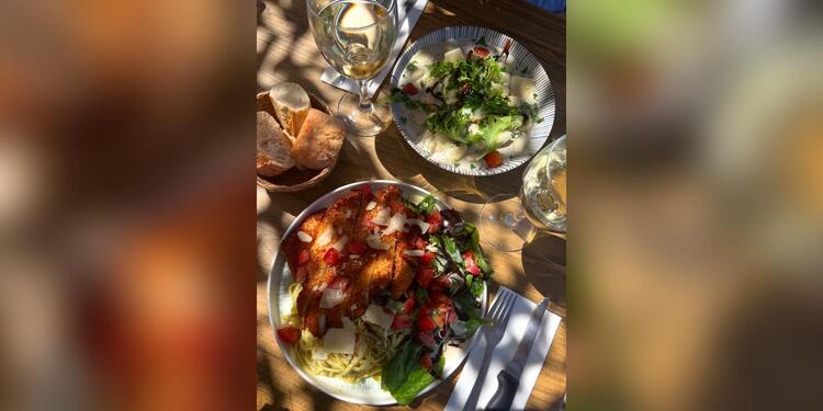 Ô beach, restaurant