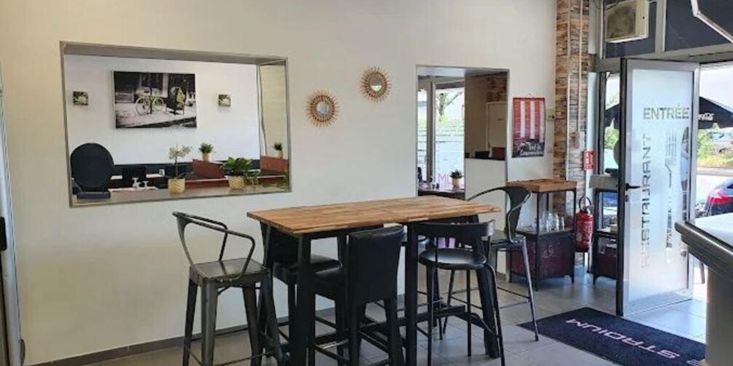 Restaurant stadium beirut, bar