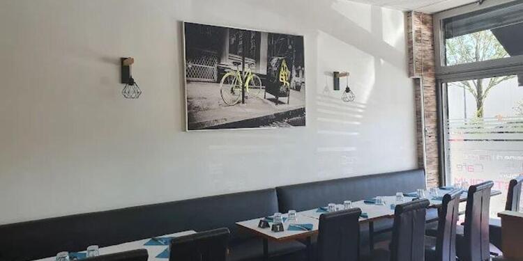 Restaurant stadium beirut, bar