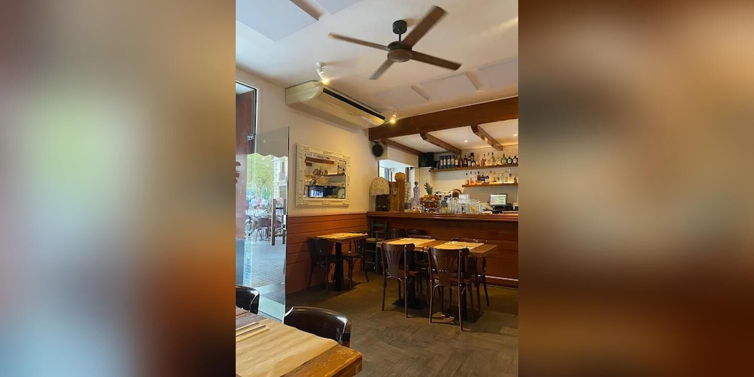 La Taverna de L'exaimple, bar
