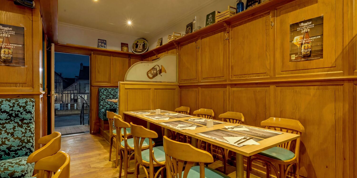 Frederick's Pub, bar