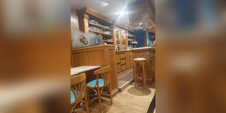 Frederick's Pub, bar