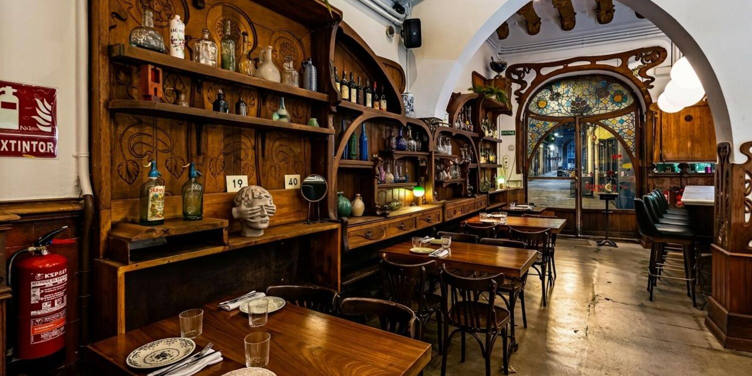 Grill Room Bar Thonet, bar