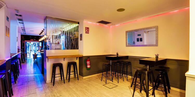Elixir Lounge, bar