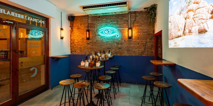 La Curandera Barceloneta, bar