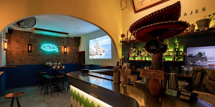La Curandera Barceloneta, bar