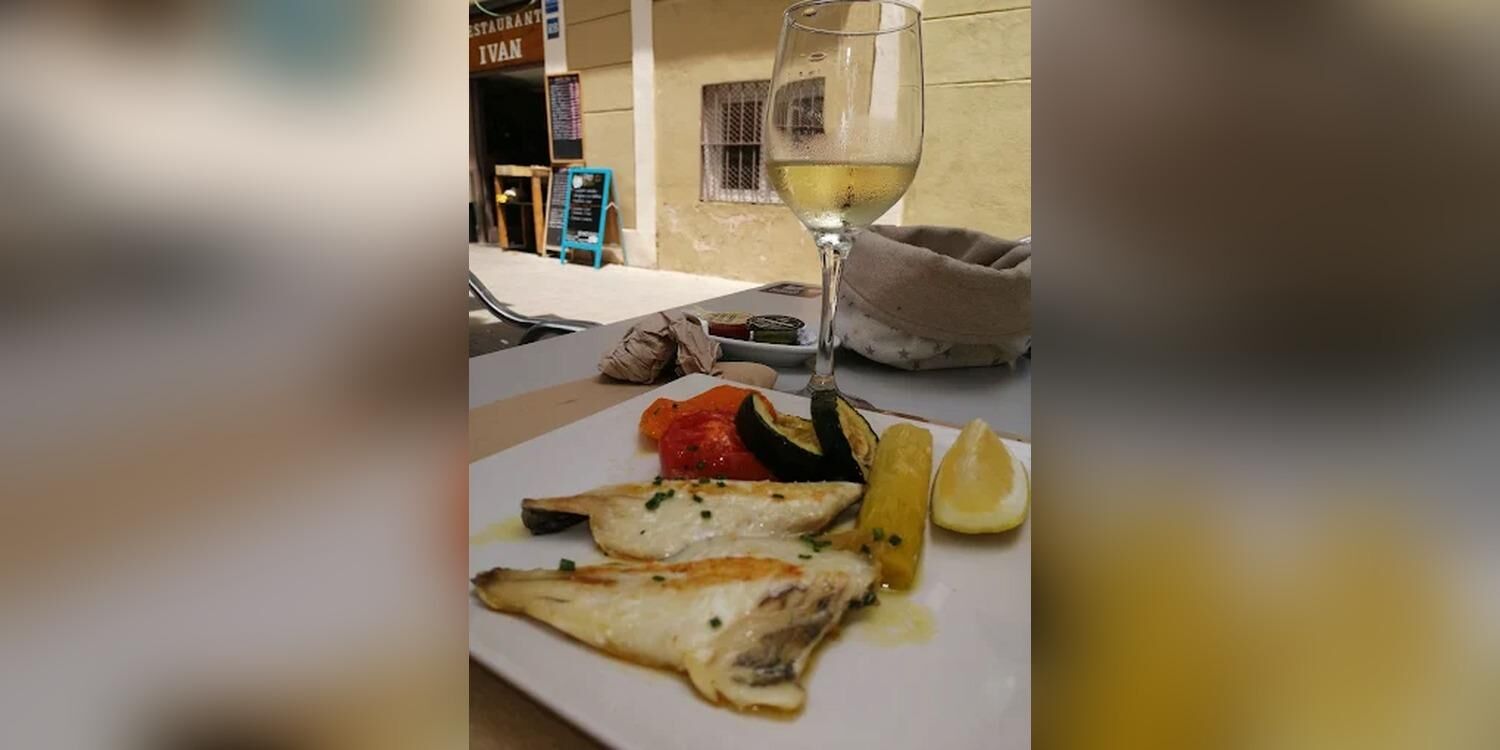 Bar Iván, bar