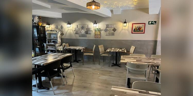 Aquí Hi Ha Molla, restaurant