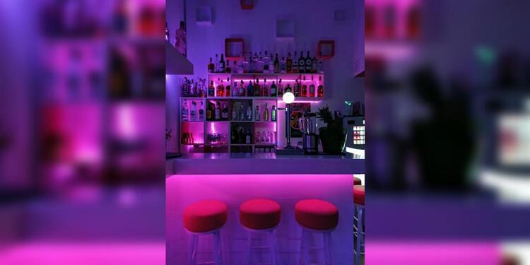 Pink Corner BCN, bar