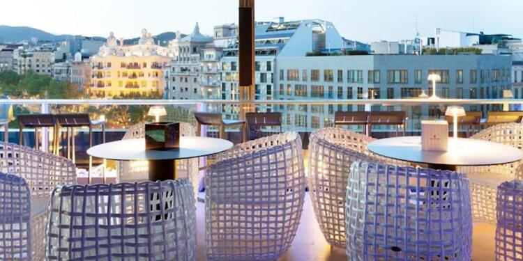 Alaire Terrace Bar, bar
