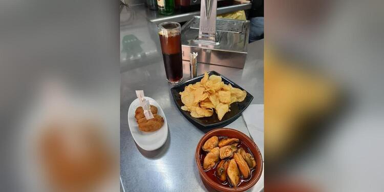 Bodega de Barri, bar