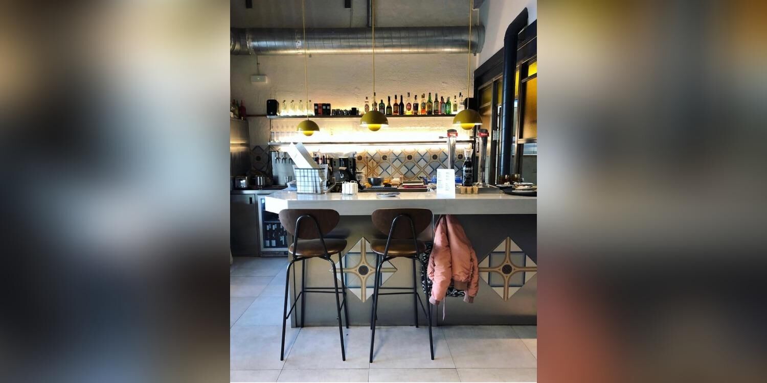 El Puestu, bar
