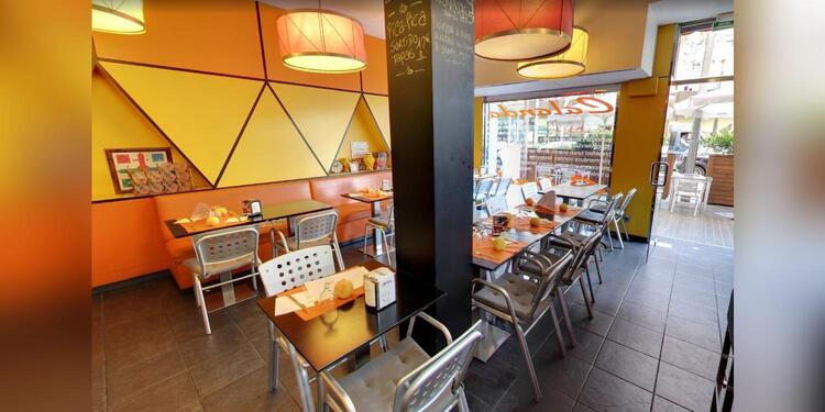 La taperia de las corts, bar