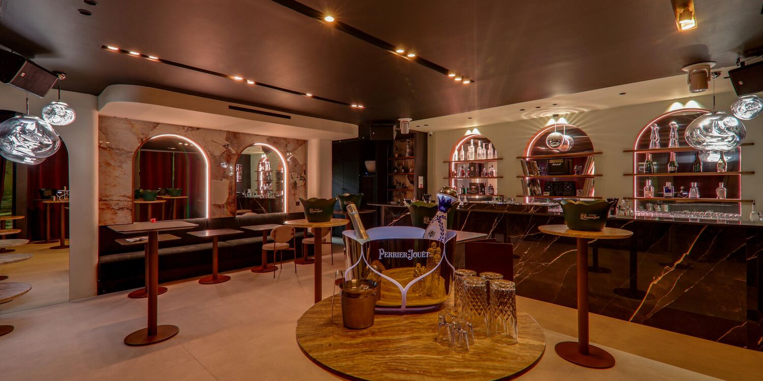 Bellini, bar