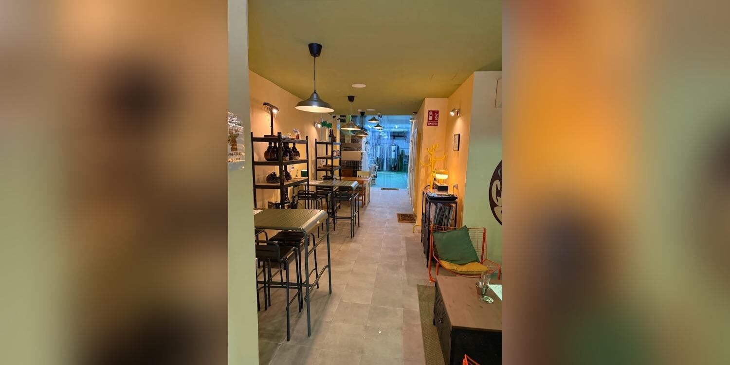 Galactic Bear Brewing Co: Micro Cervecería y Bodega Artesana, bar
