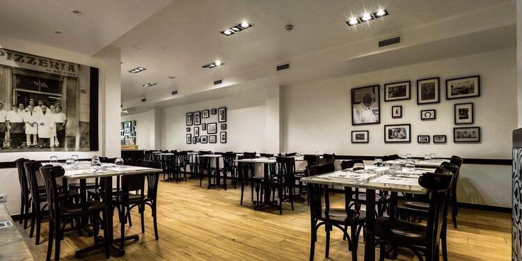 L'Antica Pizzeria Da Michele Restaurant, restaurant