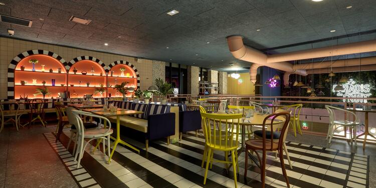 Le Paradis du fruit, bar