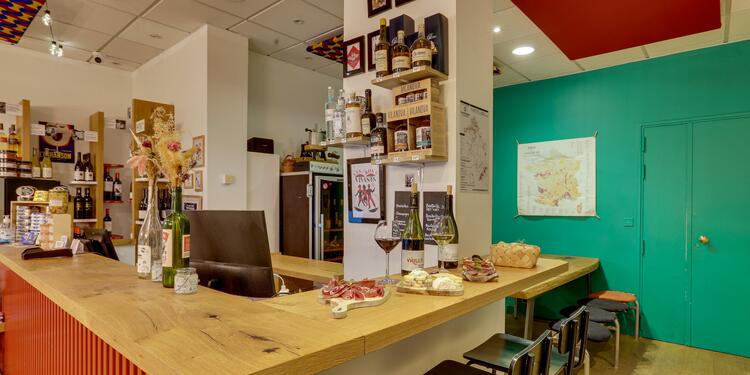 Vignerons & Caviste (Privatisation), rental_room