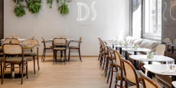 DS CAFE, restaurant