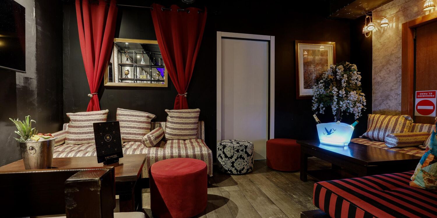 Gau Lounge, bar