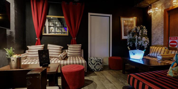 Gau Lounge, bar