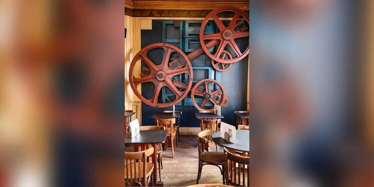 L'Ultime Atome, restaurant