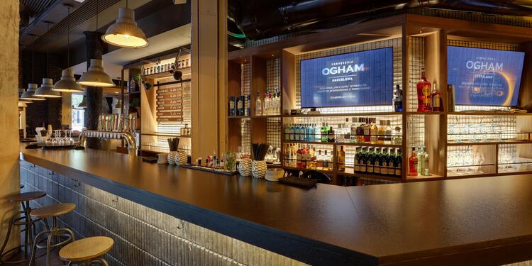 Cerveceria Ogham Bar, bar