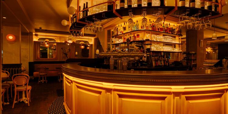 Café Dupont, bar