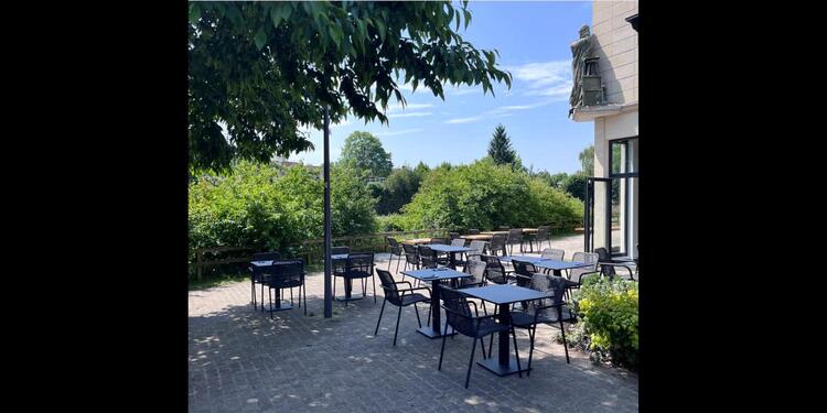 La Passerelle, bar, Terrasse