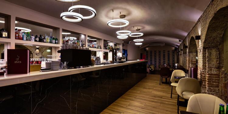 Ana's - Restaurante italiano & Coctelería Bar, bar