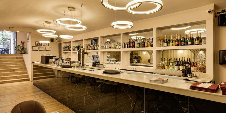 Ana's - Restaurante italiano & Coctelería Bar, bar