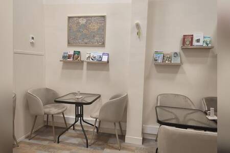 Café des historiens, Bar Suresnes Suresnes #0