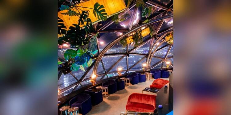SKYFALL, rental_room