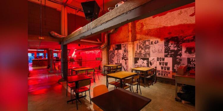 Trafalgar Pizza Club, rental_room